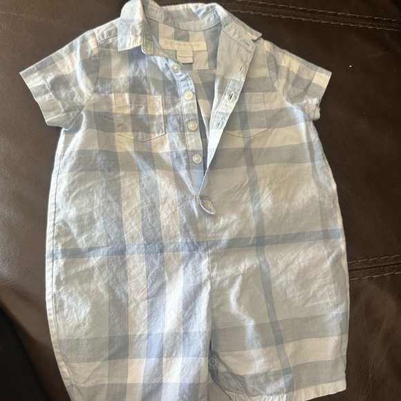 Baby Boy one piece Burberry - Picture 1 of 5
